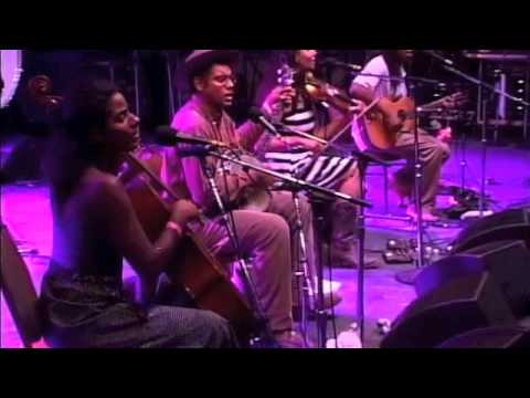 Carolina Chocolate Drops - Milwaukee Blues LIVE @ Grey Fox Festival 2013