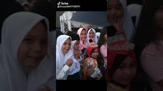 Download lagu Dan Tak Seharusnya Aku Bertemu Dirimu Di Dunia Ini mp3