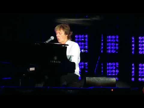 Paul McCartney - Nineteen Hundred and Eighty Five (Salvador, Brazil 2017)