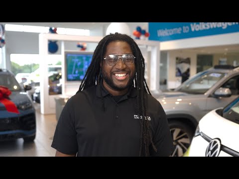 Sales & Leasing Consultant John Pinkney