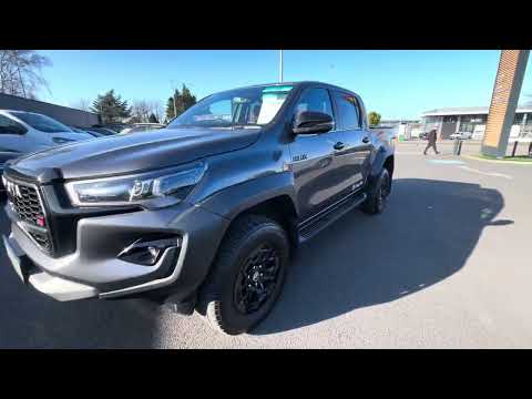 Toyota Hilux 2.8 GR Sport 5dr - Image 2