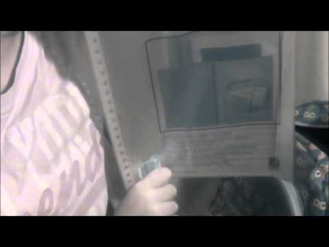 B2S Whats in my school bag