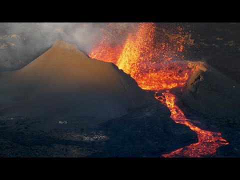 Piton de la Fournaise - Volcano eruption