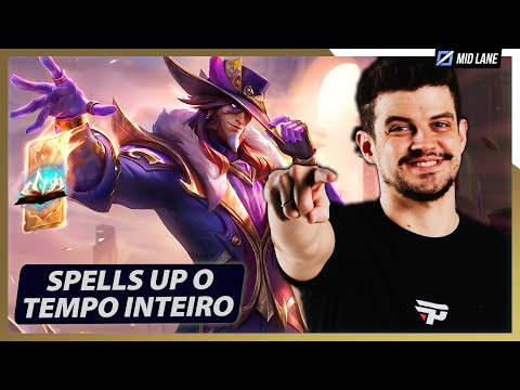 Many spells with an unsealed spellbook in Twisted Fate!