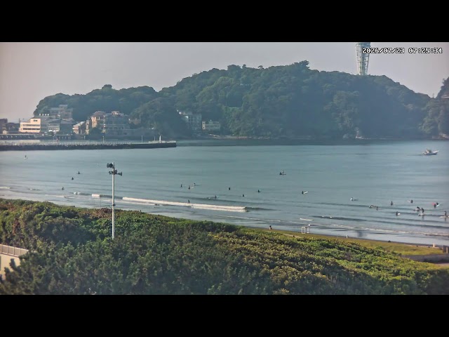 鵠沼海岸から新江ノ島水族館前