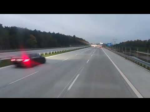 Near crash on motorway in Poland