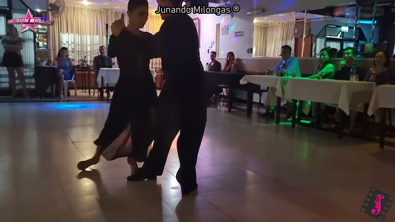 JONATHAN SPITEL & BETSABET FLORES || "Quien lo habría de pensar"