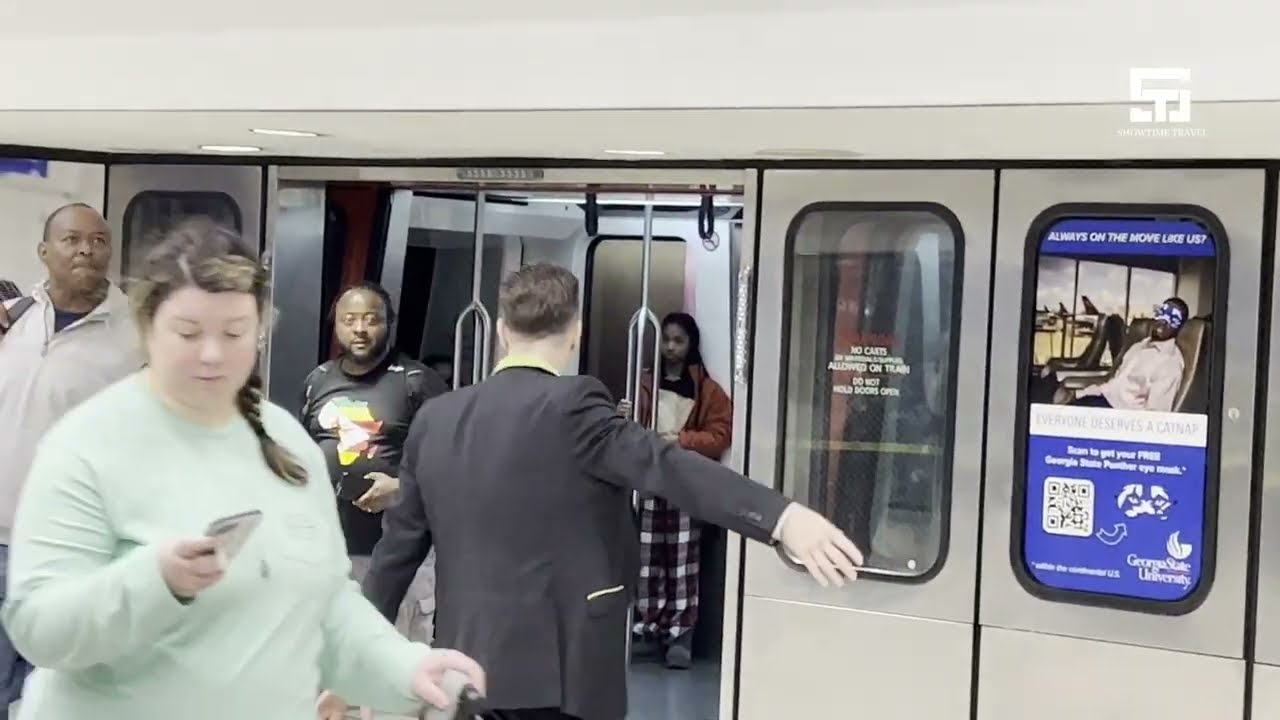 Minute Suites (Gate B24)