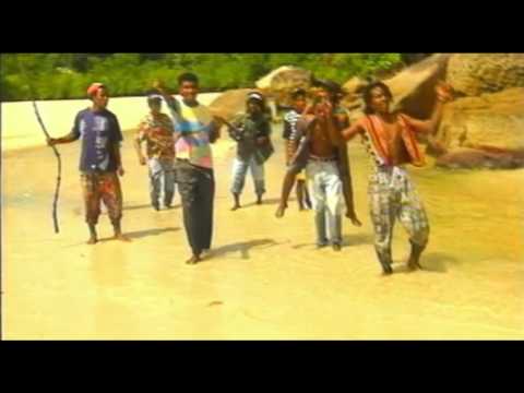 clip one seychelles an avant