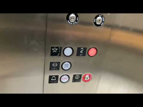 Very nice Hydraulic Montgomery Elevator