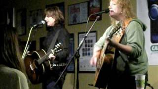 Indigo Girls, What Are You Like. KMTT Seattle 2/25/09