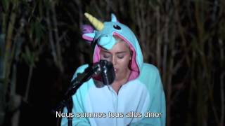 Miley Cyrus chante pour son poisson mort - Pablow The Blowfish vostfr