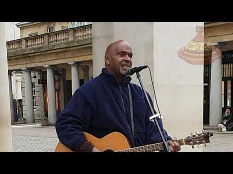 Amazing singer | Covent Gardens London