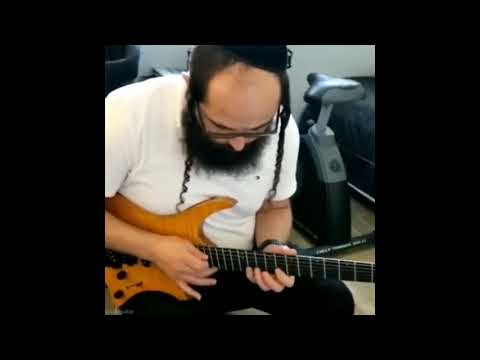 CddGuitar visit my great friend Top Guitarist Nachman Dryer (Some Fusion Licks)