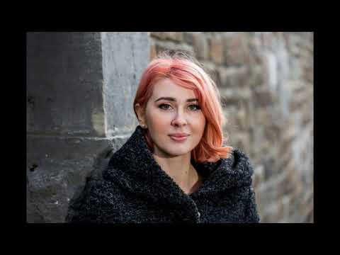 Lisa Licentia im Interview - Raus aus der rechtsbraunen Gehirnwäsche