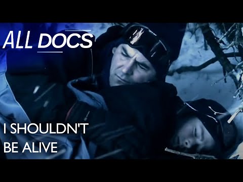 Father & Son Lost In A Snowstorm 😨 | I Shouldn't Be Alive | S01 E10 | All Documentary