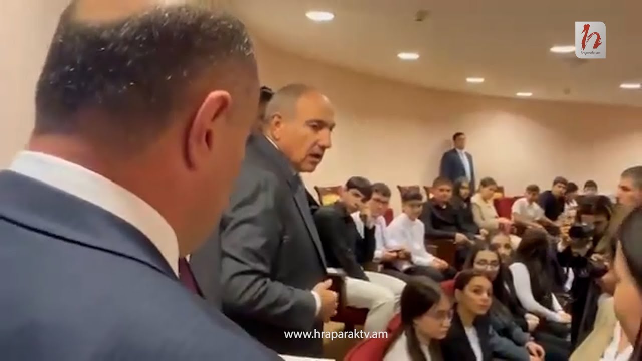 Փաշինյանը Կապանի դպրոցի աշակերտներին Երեւան պարկ այցելություն «նվիրեց»