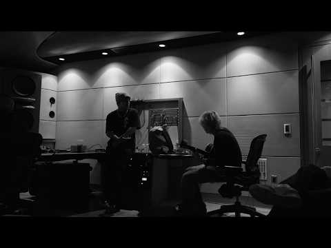 Saul Villarreal - llorar (ft. Fabrio Capri) [Official Visualizer]