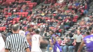 DaVonte Lacy sick follow dunk!