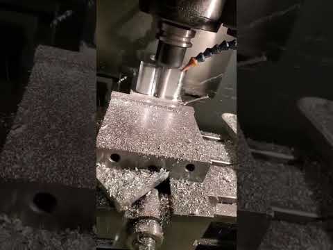 2006 HAAS TM-2 Vertical Machining Centers | 520 Machinery Sales LLC (1)