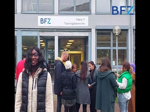 Starte in eine neue berufliche Zukunft - in insgesamt nur 11 Monaten!