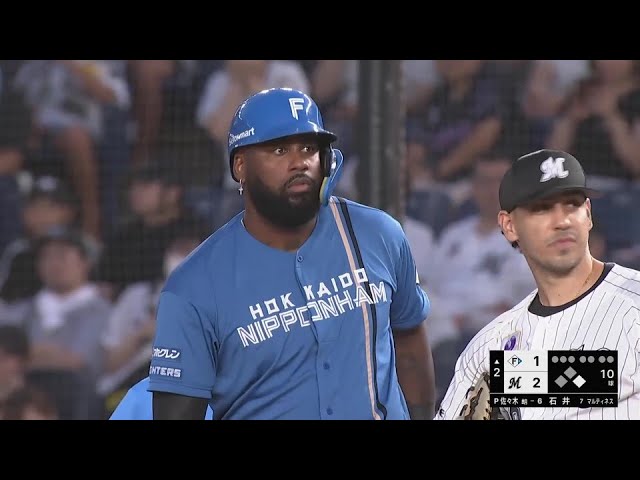 【2回表】12試合連続安打!! ファイターズ・レイエス ライトへのタイムリーで1点を返す!!  2024年8月22日 千葉ロッテマリーンズ 対 北海道日本ハムファイターズ