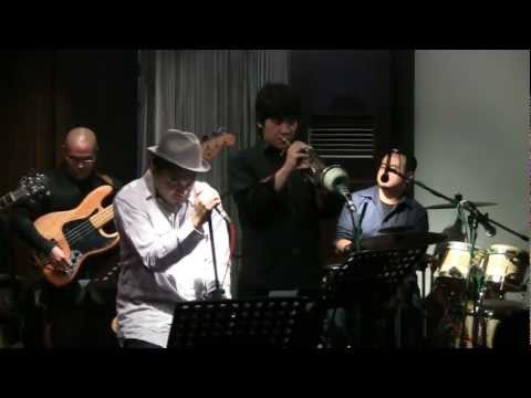 Glenn Fredly ft. Indra Lesmana - Perih @ Mostly Jazz 03/12/11 [HD]