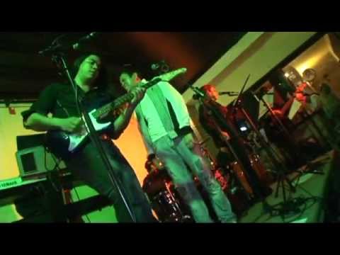 Hernan Alejos Bee Gees