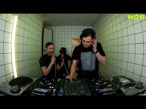 DEAD ON MONDAY presents Electric Café - Jonny Tiernan / May 31 / 7pm-8pm