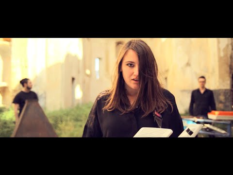 Carlot-ta | Cypressa