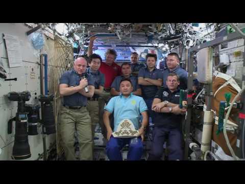 Three Space Station Crews Answer Questions from the International Media