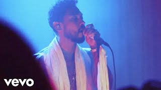Miguel - &quot;leaves&quot; WILDHEART Experience Live from Red Bull Studios