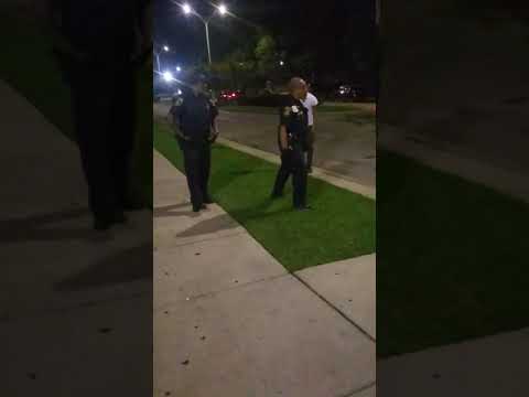 Dude bout to shoot the ones wit security at Henry Ford Hospital