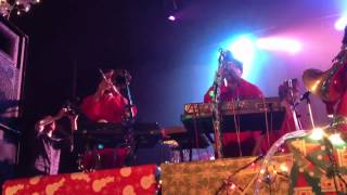 Polyphonic Spree "Chestnuts Roasting On An Open Fire"