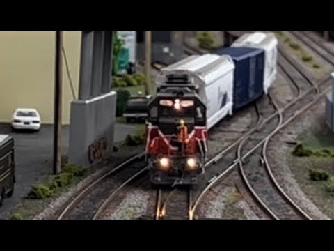 HO Model Railroad Switching Operations and Running Trains - Part 1