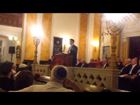 Cantor Racovsky sings 'Halelu', Talmud