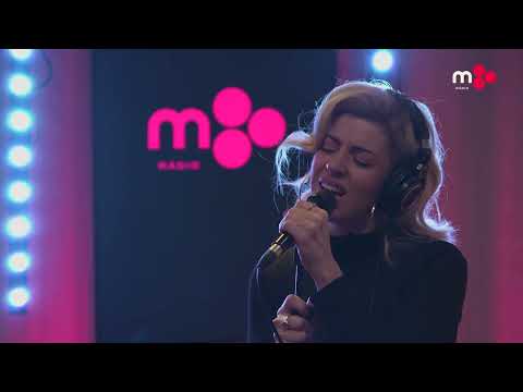 m80 | MimiCat - Back to Black (Amy Winehouse)