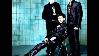 OOMPH! - Labyrinth (English Version)