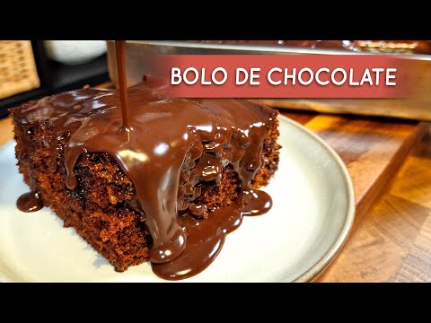 Bolo de chocolate molhadinho no liquidificador, pratico e fácil