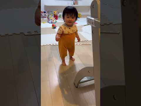 ぱちくりちゃん のサムネイル