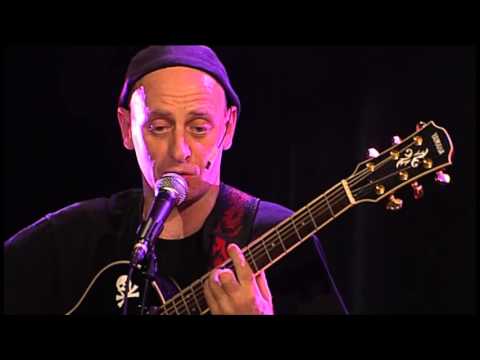 Kind Im Regen - Alf Poier