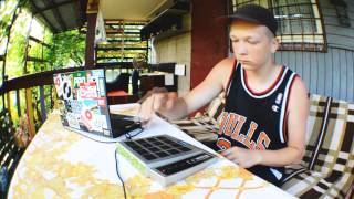 Video thumbnail for Elita Beats -  BEAT MAKING  AKAI MPD 16 Sampling 3 2013 by Kamil Elita