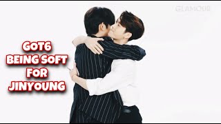 Download lagu GOT6 SUPPORTING AND TAKING CARE OF JINYOUNG mp3 Download lagu GOT6 SUPPORTING AND TAKING CARE OF JINYOUNG mp3