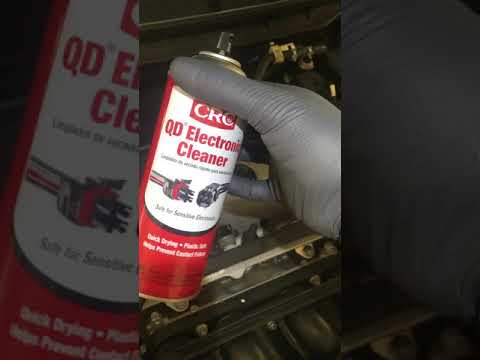 Engine cleaner crc electronic safe connector