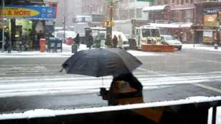 preview picture of video 'Blizzard in New York City december 26 2010'