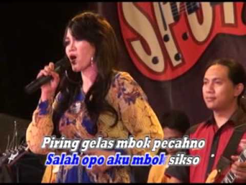 Titin Jayanti "Remuk Njero" [LIVE SHOW]