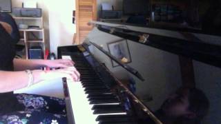 A Lannister Always Pays His Debts (The Rains of Castamere) - on piano