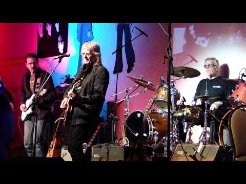 Henry McCullough   Denny Seiwell   You Can't Do That   Beatlefest 2012