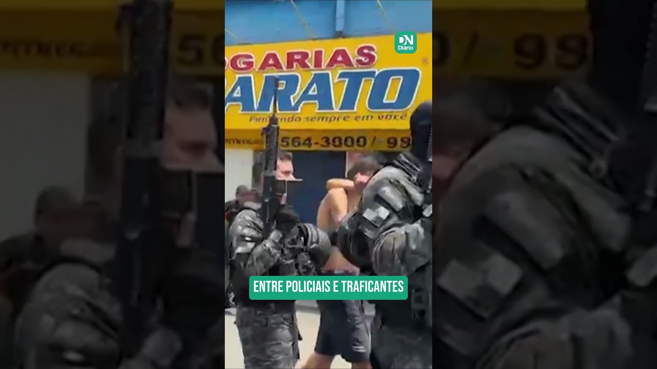 Imagem da notícia: Veja imagens dos 60 corpos resgatados por moradores da Penha após megaoperação