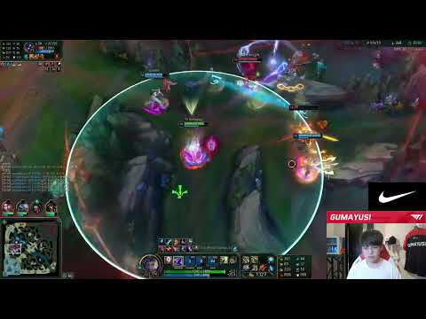 T1 Gumayusi kiting enemies into their jungle and killing them all | Stream Highlights